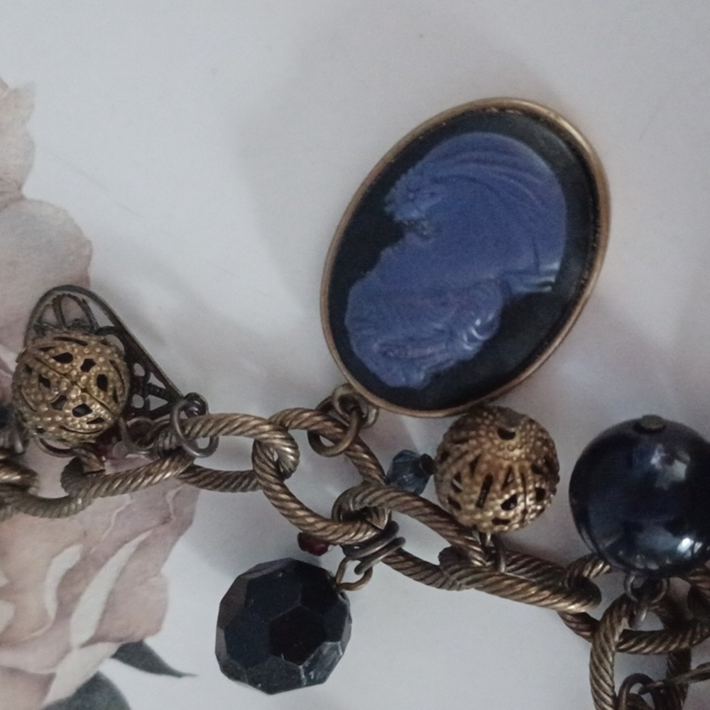 Necklace - Picture 11 of 11